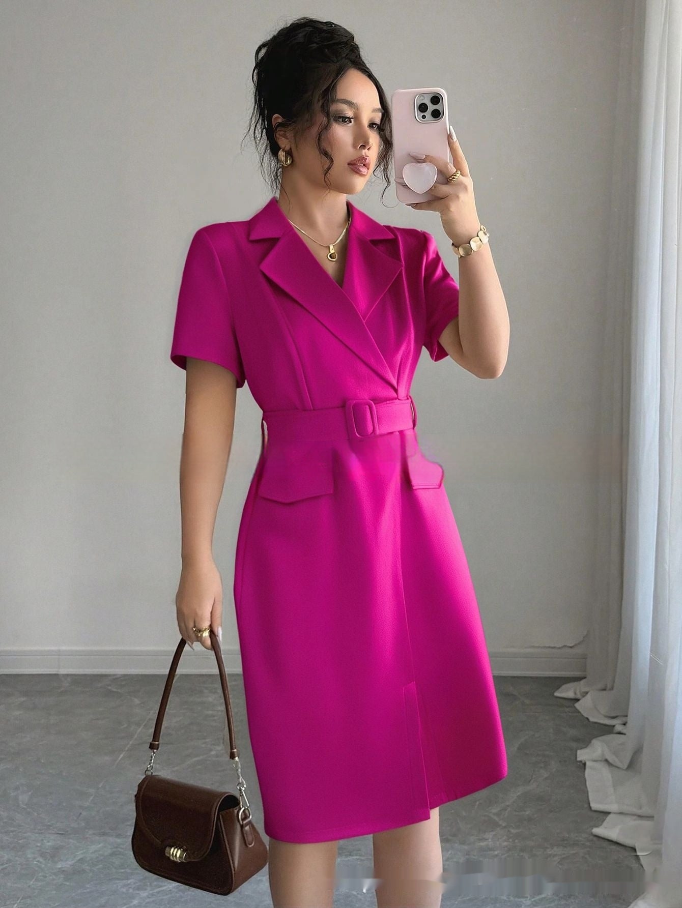 Magenta Solid Short Sleeves Dress
