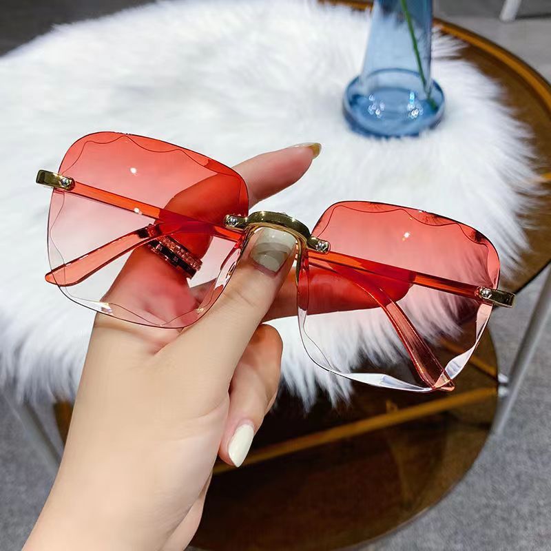 Squared Rimless Fashion Sunglasses - JEXIE