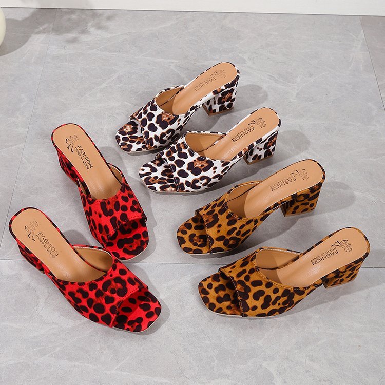 Leopard Prints Chunky Heels Sandals