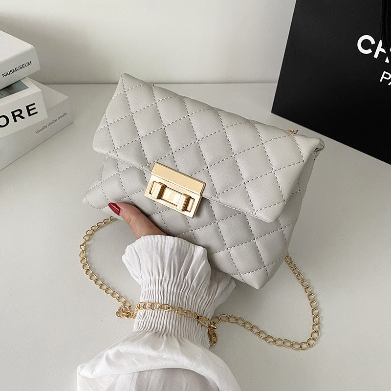 Diamond Plaid Twist Lock Bag - JEXIE