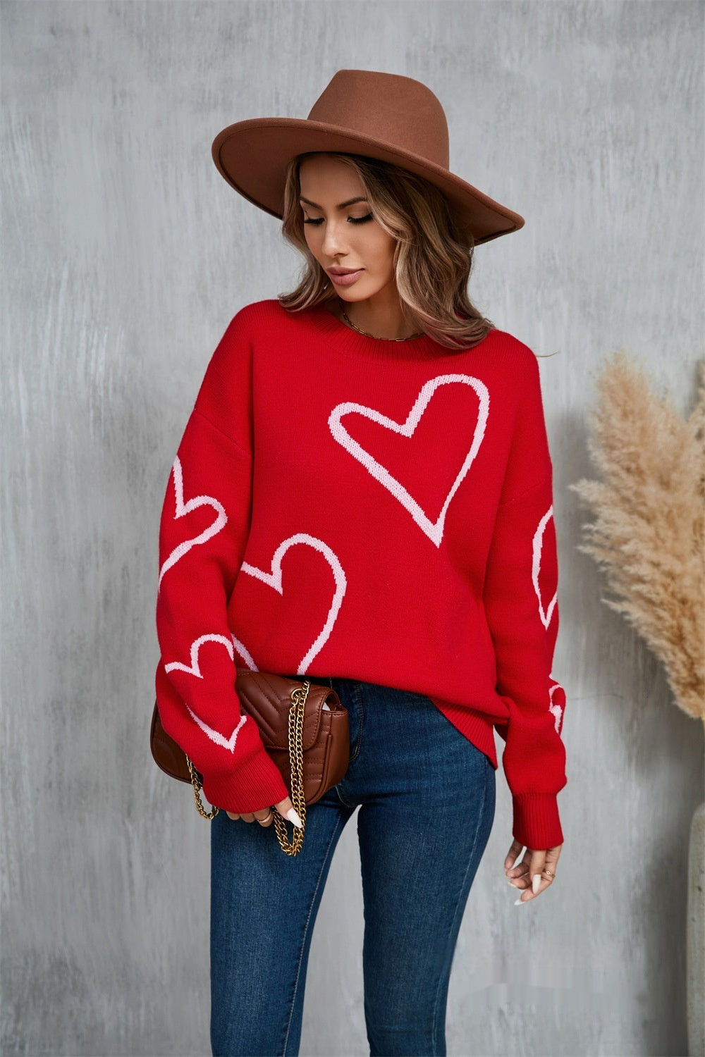 Big Peach Heart Contrast Color Sweater